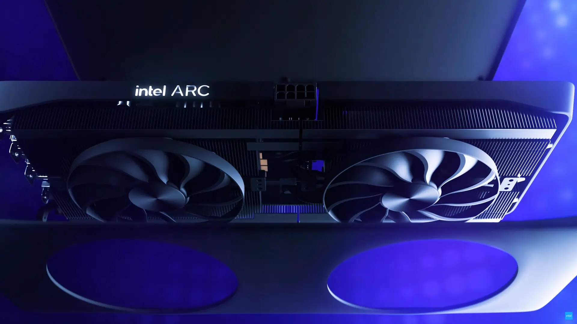 Intel'den Yeni Üst Seviye Ekran Kartı Geliyor: RTX 5060 Rakibi Olabilir!