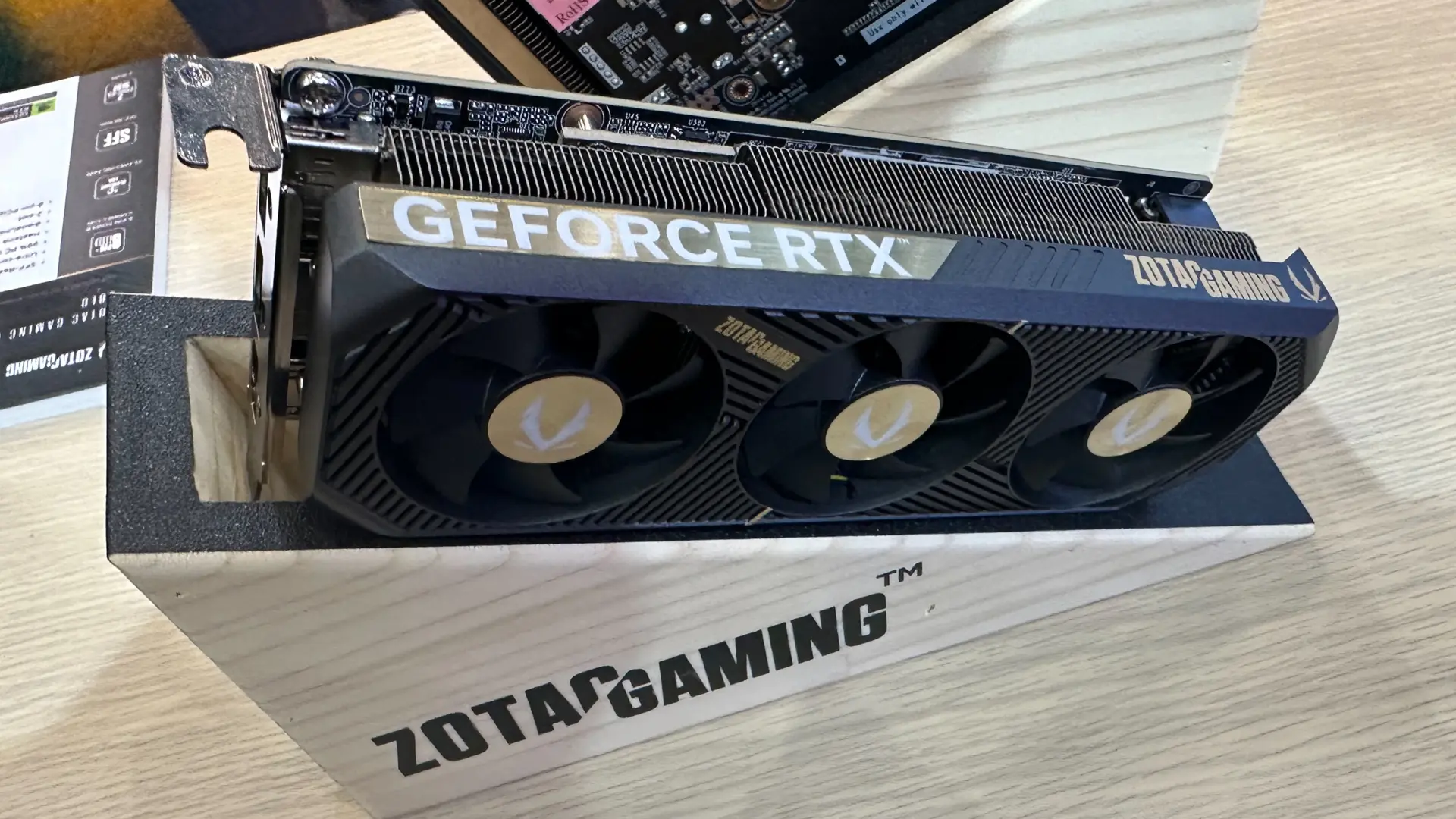 Küçük Kasa PC'ler İçin Müjde! Zotac, Kompakt RTX 5060 Ekran Kartlarını Tanıttı