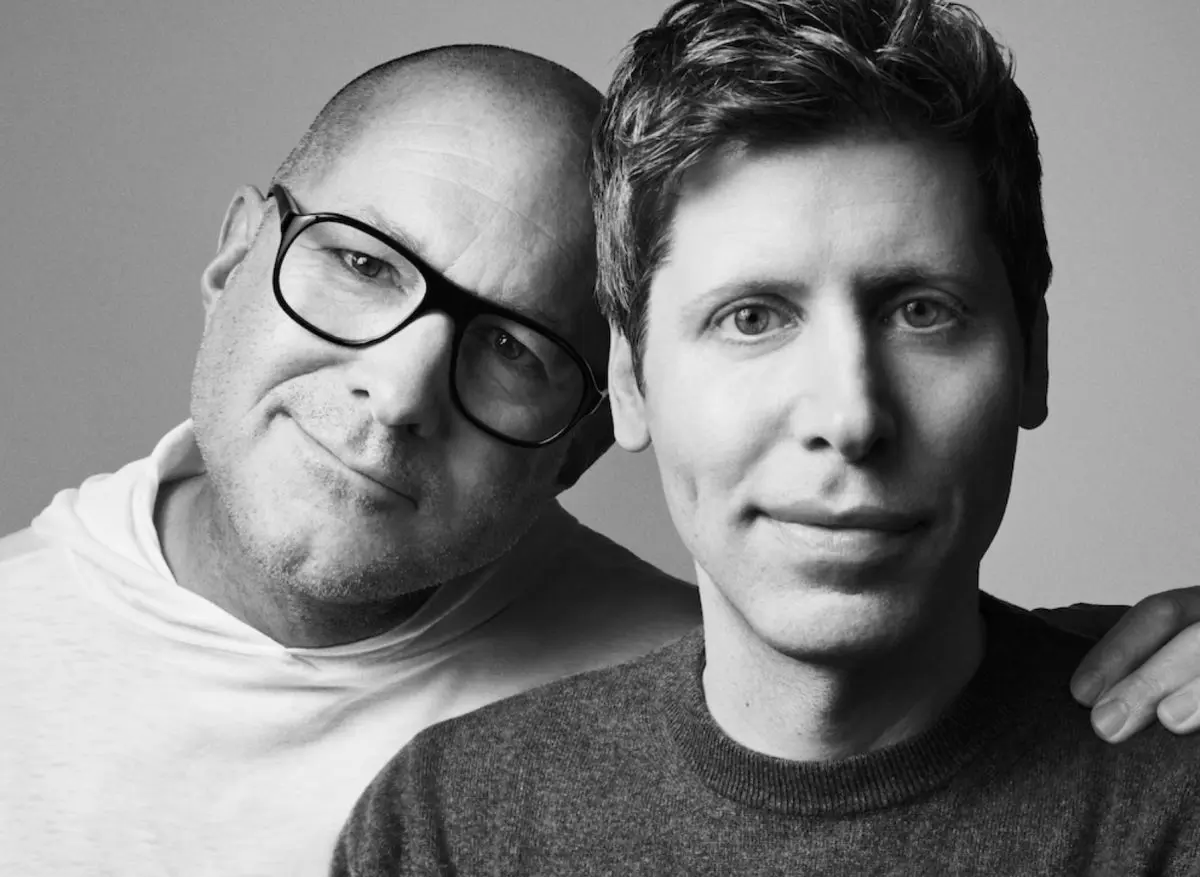 OpenAI'dan Dev Hamle: Apple'ın Efsane Tasarımcısı Jony Ive'ın Yapay Zeka Donanım Şirketini Satın Aldı, 'Bilgisayar Kullanımı Değişecek' Dedi!