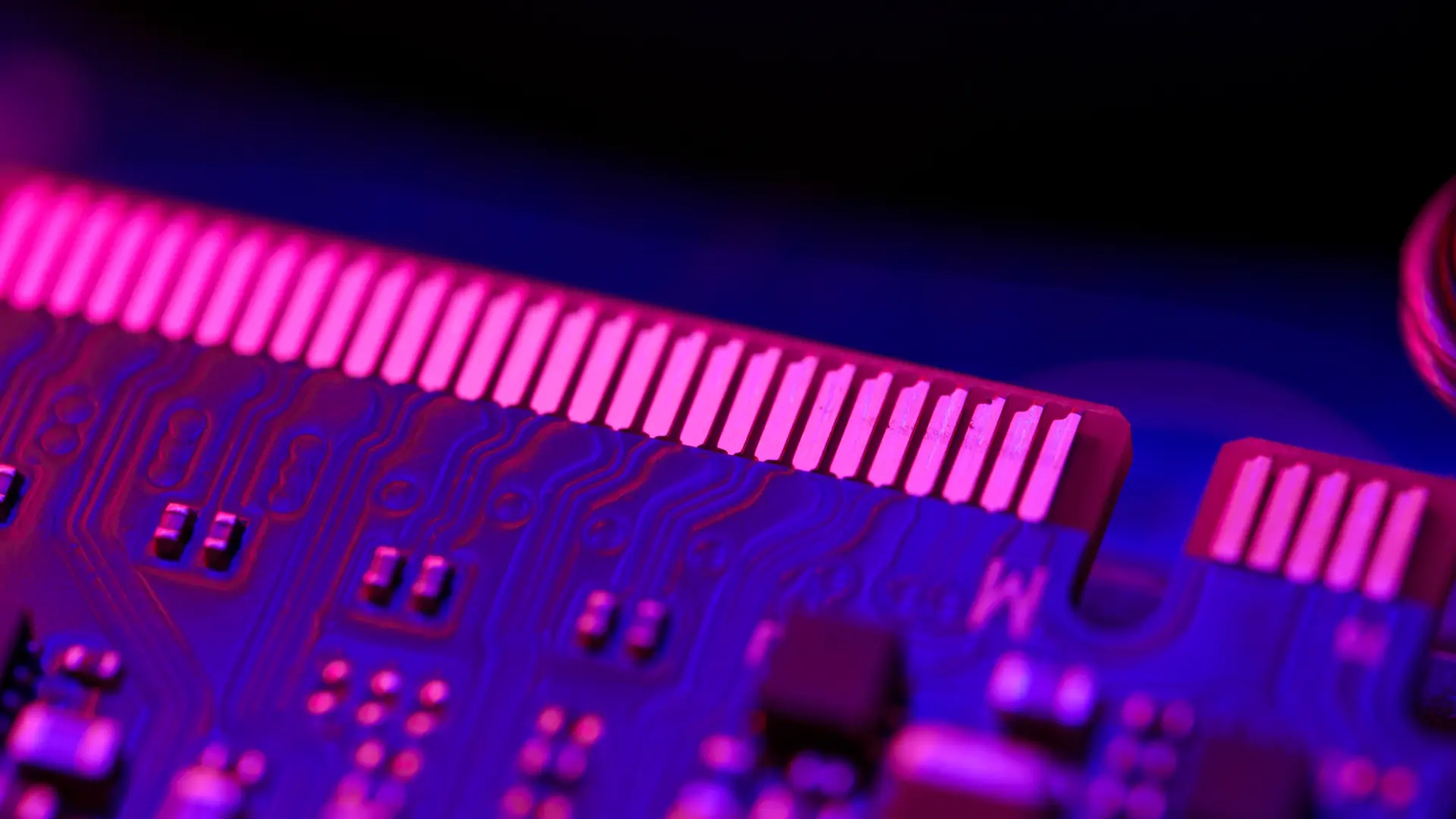 Tam 1 Milyon GB Depolama Sunan Yeni SSD Form Faktörü Geliyor: Sunucuların Geleceği Değişebilir!