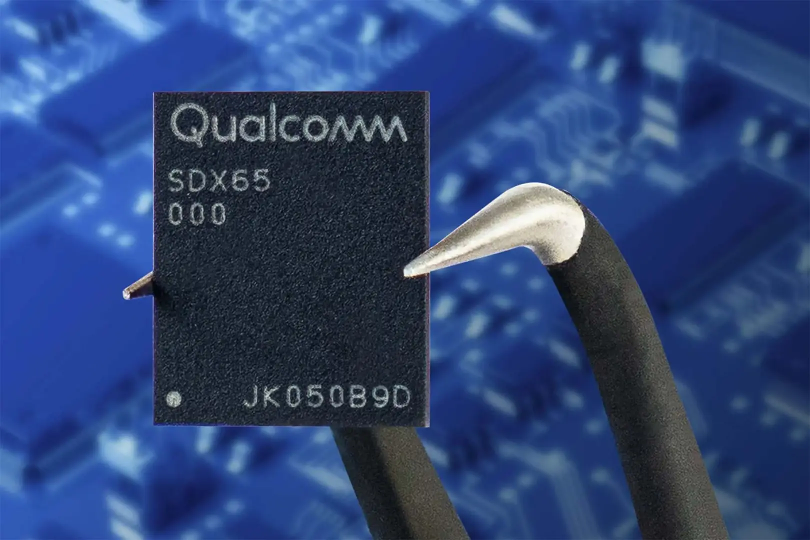 Apple Riskine Karşı Hazırlık: Qualcomm Çip Satışları Artarken Bile Odak Noktasını Değiştiriyor