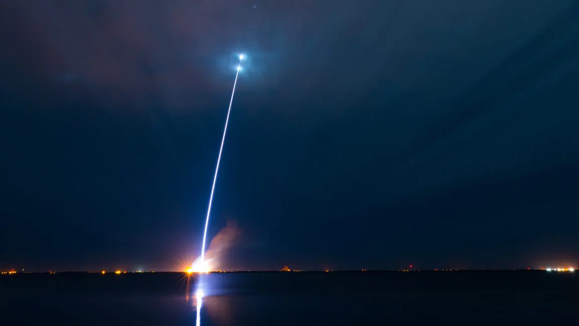 Blue Origin CEO'sundan Net Çağrı: 'NASA Pahalı Fırlatmaları Bırakıp Egzotik Görevlere Odaklansın'