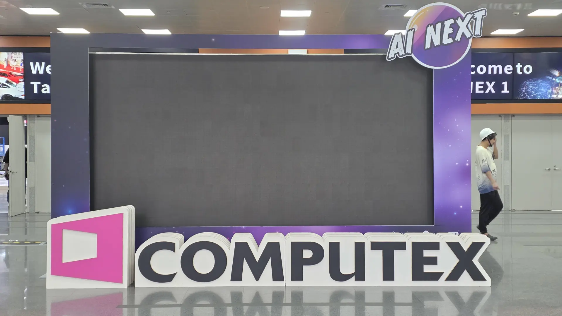 Computex 2025 Kapanıyor: PCIe 6.0 SSD'ler, 976TB Depolama ve Ucuz 10 GbE Geliyor!
