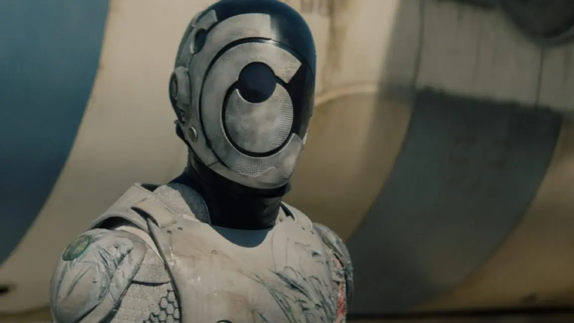 Apple TV+'ın Sıra Dışı Bilim Kurgu Dizisi Murderbot: Perde Arkası Detayları Ortaya Çıktı
