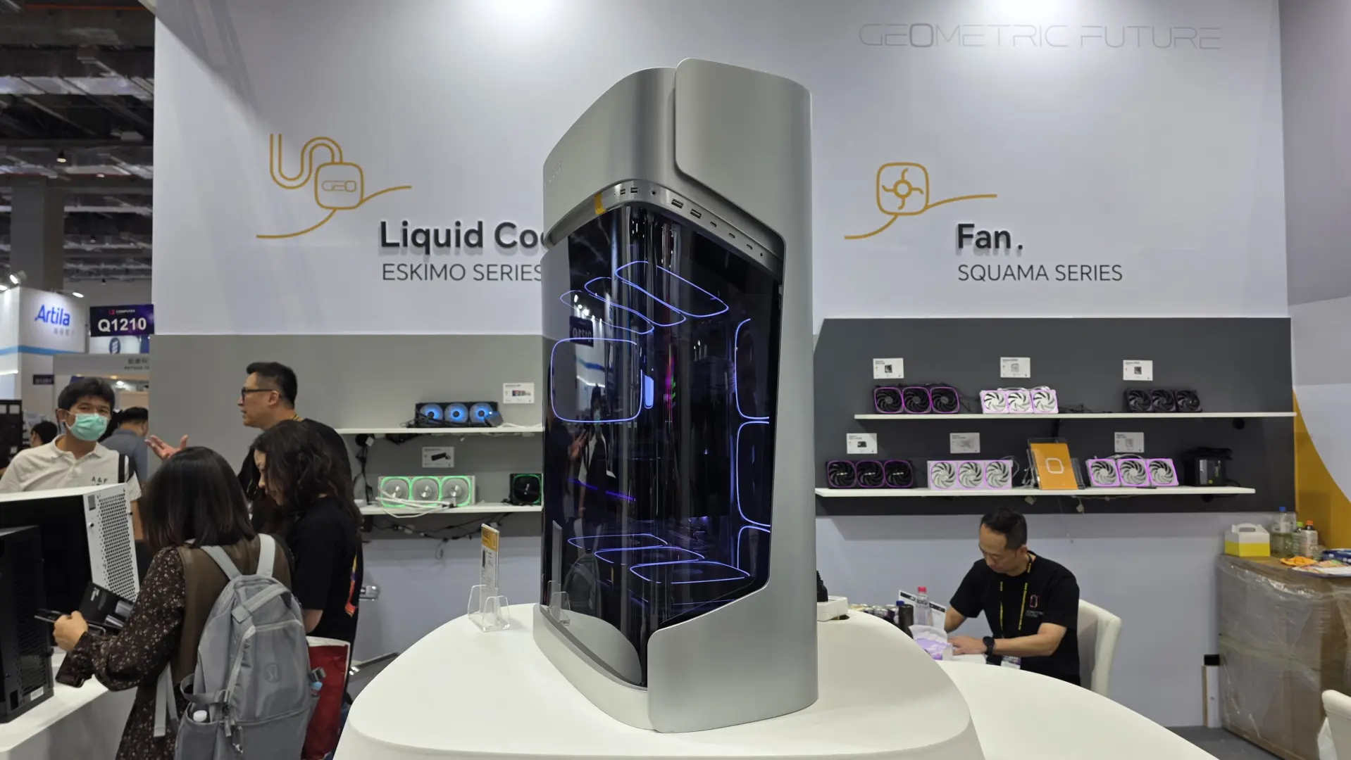 Computex 2025’te Geometric Future Rüzgarı: Sıradışı Kasalar ve Yüksek Performanslı Bileşenler Tanıtıldı!