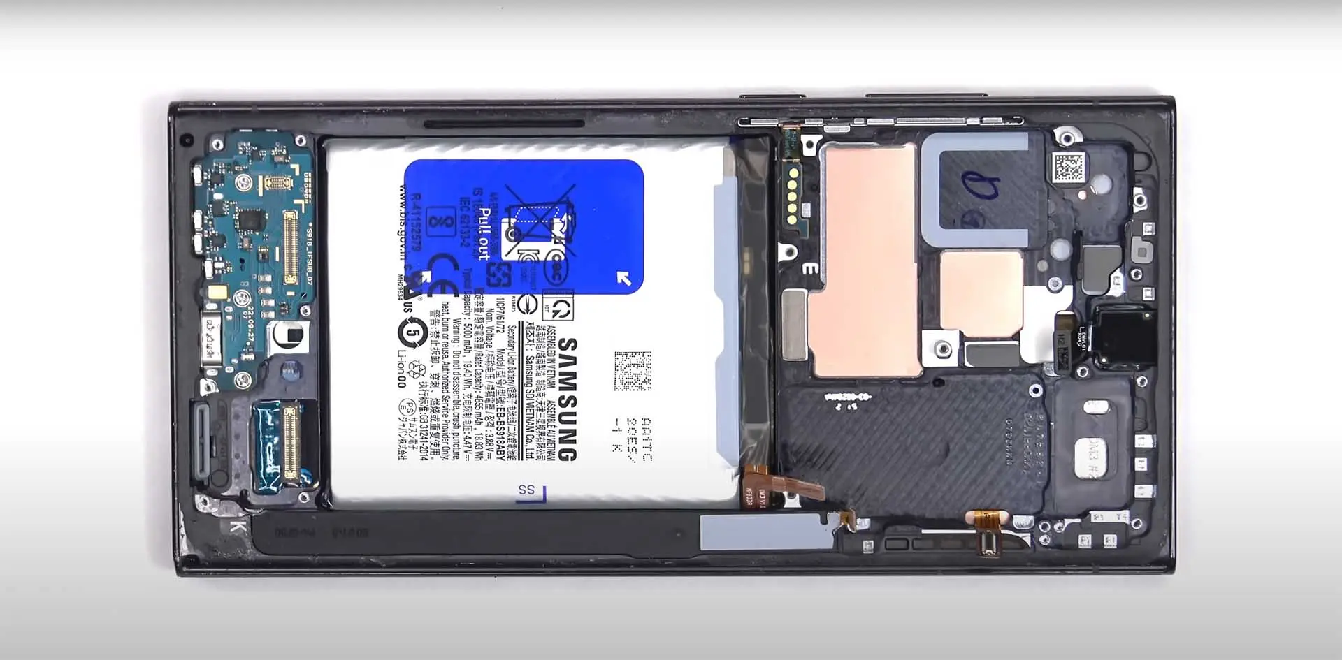 Galaxy S26 Ultra Bataryası Hayal Kırıklığı Yarabilir: Kapasite Aynı, Şarj Hızı Yavaş Kalıyor!