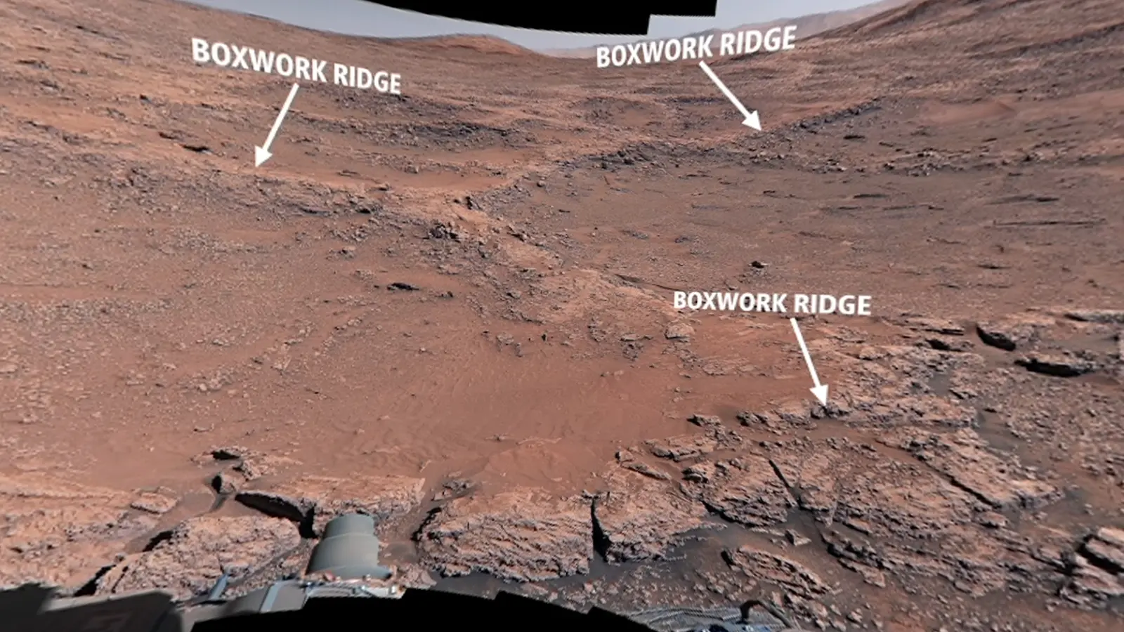 Mars'ta Dev Örümcek Ağları! NASA'nın Curiosity Aracı İlk Yakın Plan Görüntüleri Çekti