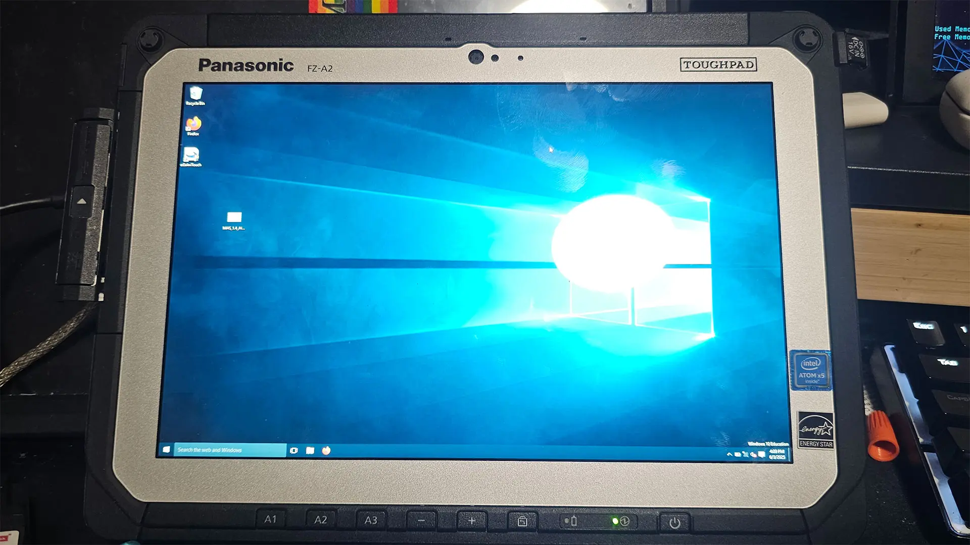 ChatGPT Destekli Hile: Kilitli Cihazın BIOS Güvenliği Aşılıp Windows ve Linux Kuruldu