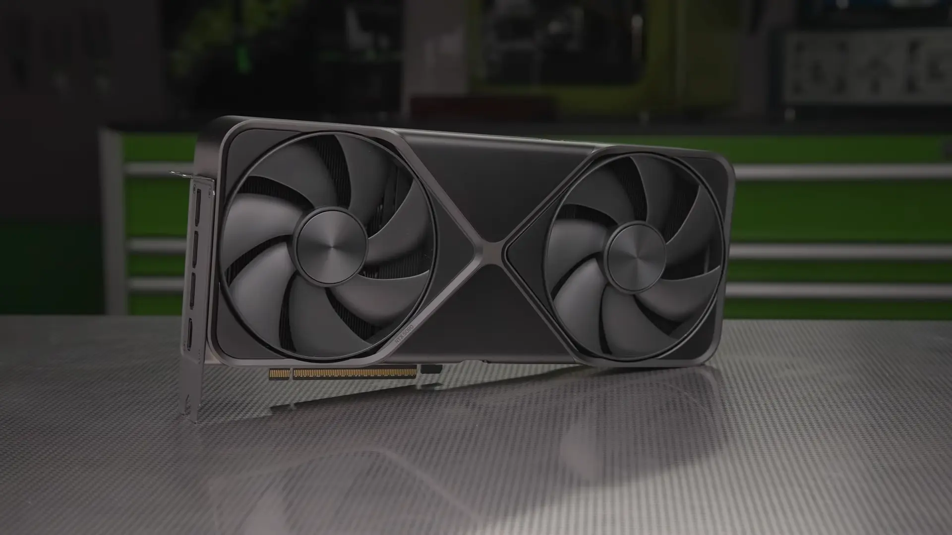 NVIDIA GeForce RTX 5090'ın Fiyatı İlk Kez O Seviyenin Altına İndi: Beklenen İndirimler Geliyor Mu?