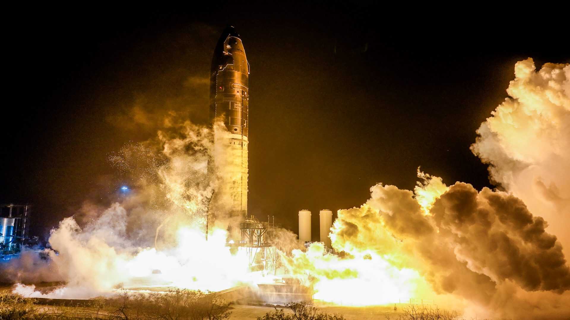 SpaceX'in Starship Roketi Test Sırasında Patladı: Program İçin Yeni Bir Geri Adım