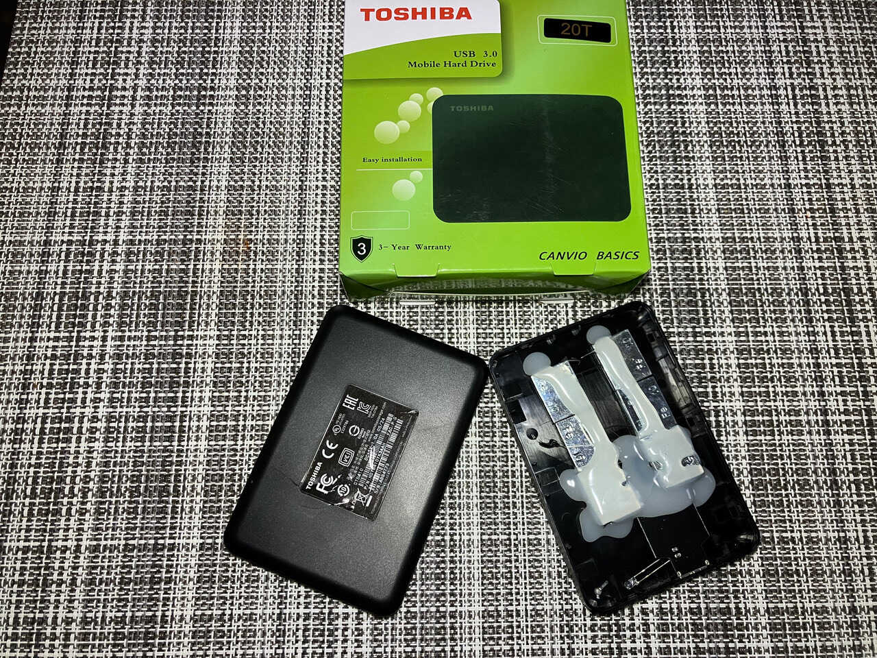 Online Alışveriş Şoku: 20TB Diye Alınan Hard Disk, Plastik Kutu ve Ağırlık Çıktı!