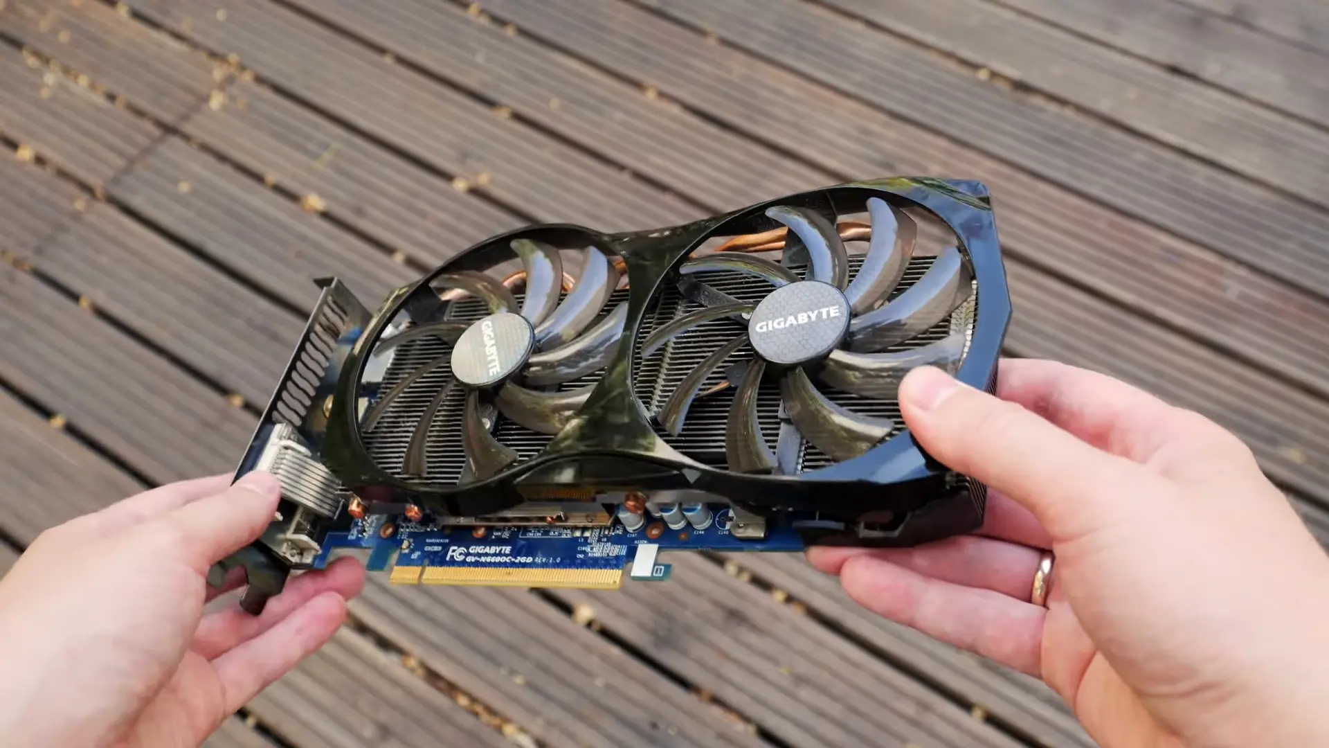 13 Yıllık Efsane Ekran Kartı GTX 660'ı Test Ettiler: Upscaling Teknolojileri Bile Yetmedi!