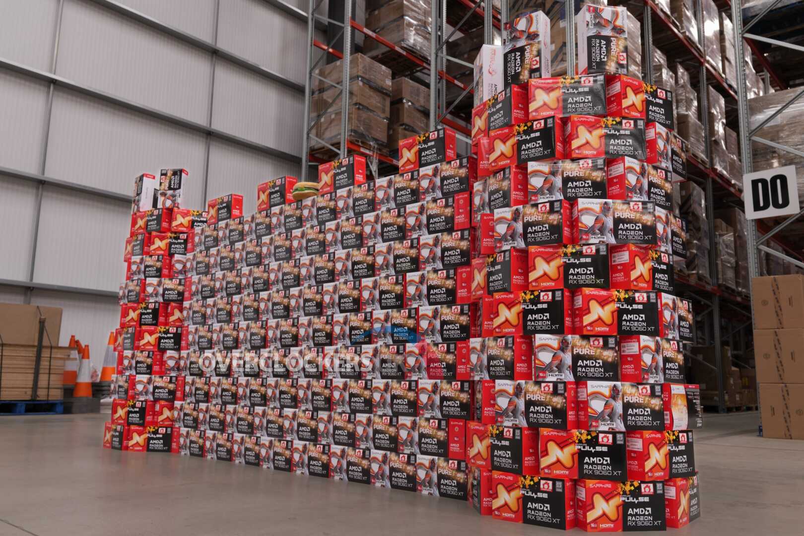 AMD RX 9060 XT Çıktı: Beklenen Stok Çilesi Bu Kez Yaşanmadı!