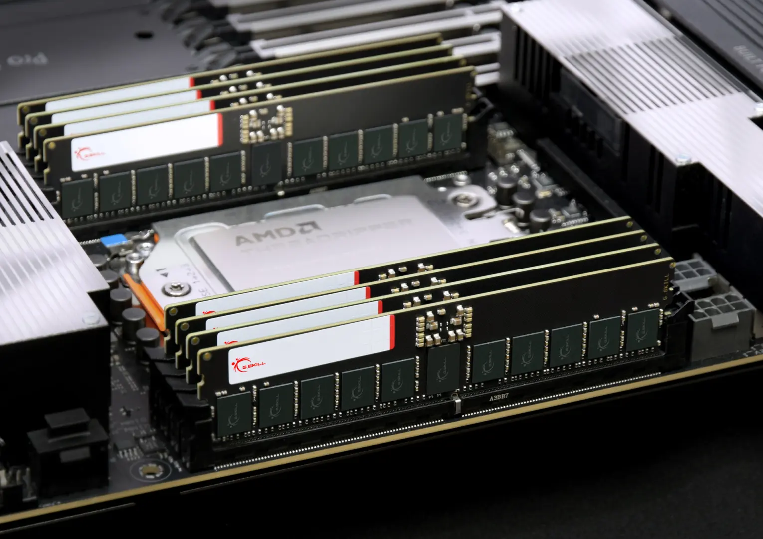 G.Skill'den Threadripper PRO İş İstasyonları İçin Dev Hafıza Çözümü: T5 Neo DDR5-6400!