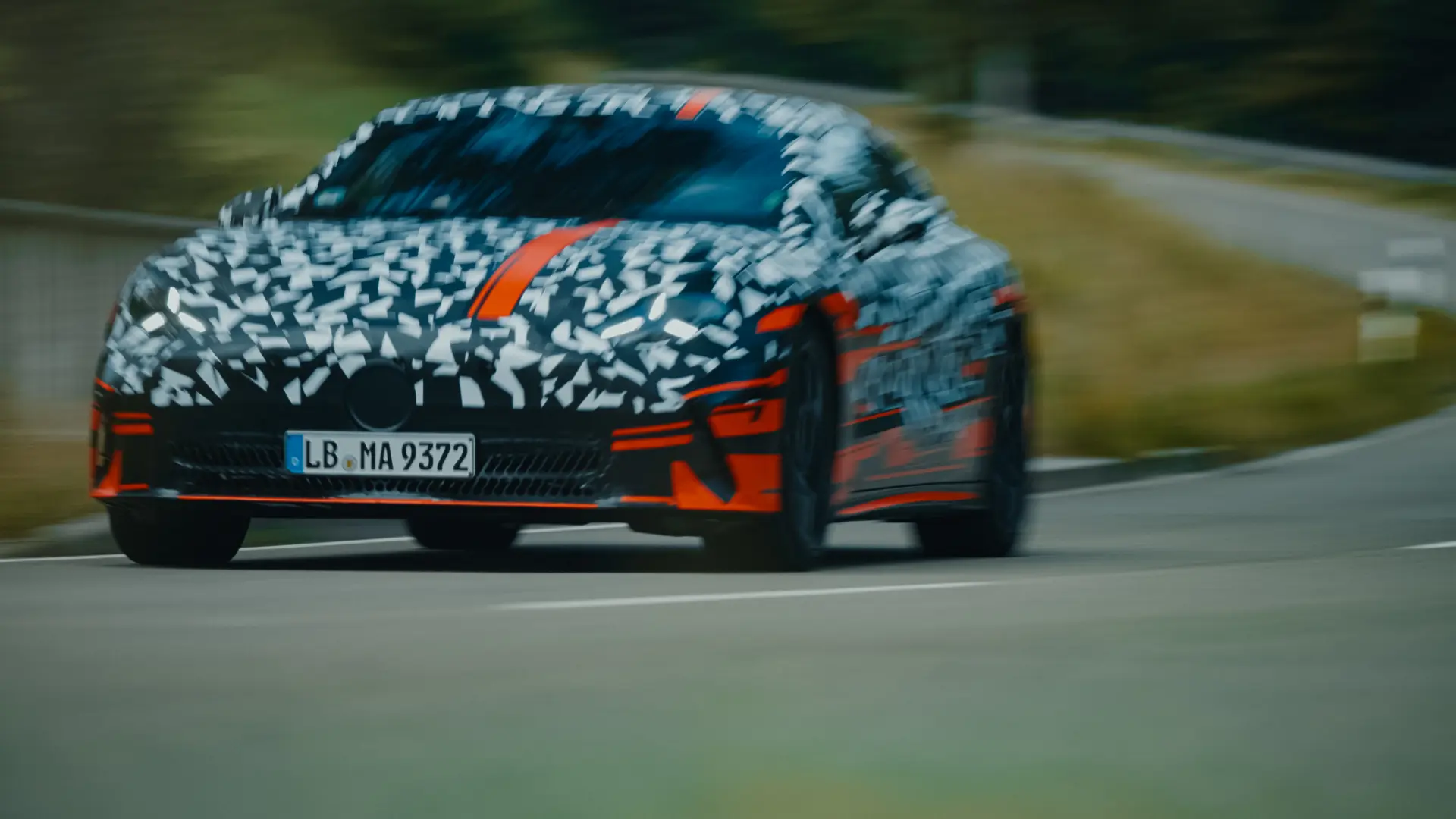 Mercedes-AMG'den Heyecan Verici Elektrikli Performans: Sürüş İzlenimleri ve Yenilikler