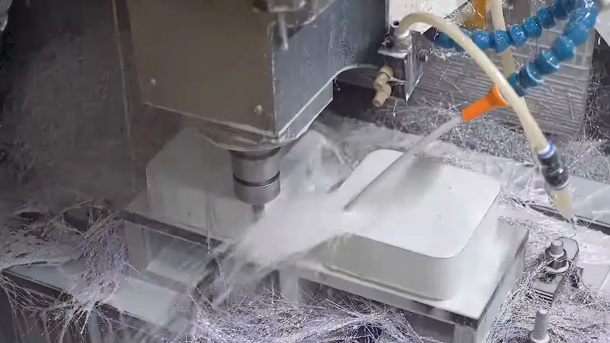 Mini PC'lerin Doğuşu: Teknoloji ve İnsan Elinin Kusursuz Dansı!
