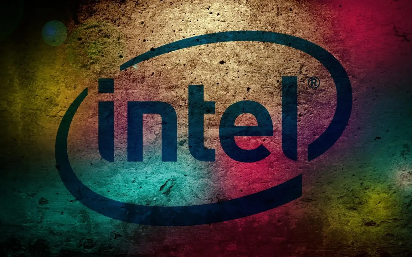 Intel'in Gelirleri Beklentileri Aştı Ama Kârı Hayal Kırıklığı Yarattı: Yeni CEO'dan Zorlu Görevler