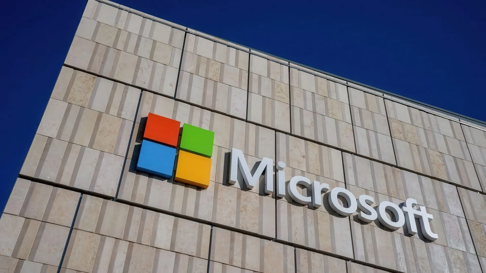 Microsoft'tan Radikal Karar: Yapay Zeka İçin Binlerce Kişi İşten Çıkarıldı, Oyun Sektörü Şaşkın!