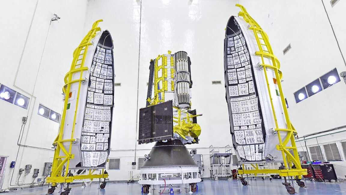 NASA ve Hindistan'dan Ortak Yapım: 1.5 Milyar Dolarlık Dünya Gözlem Uydusu Başarıyla Fırlatıldı