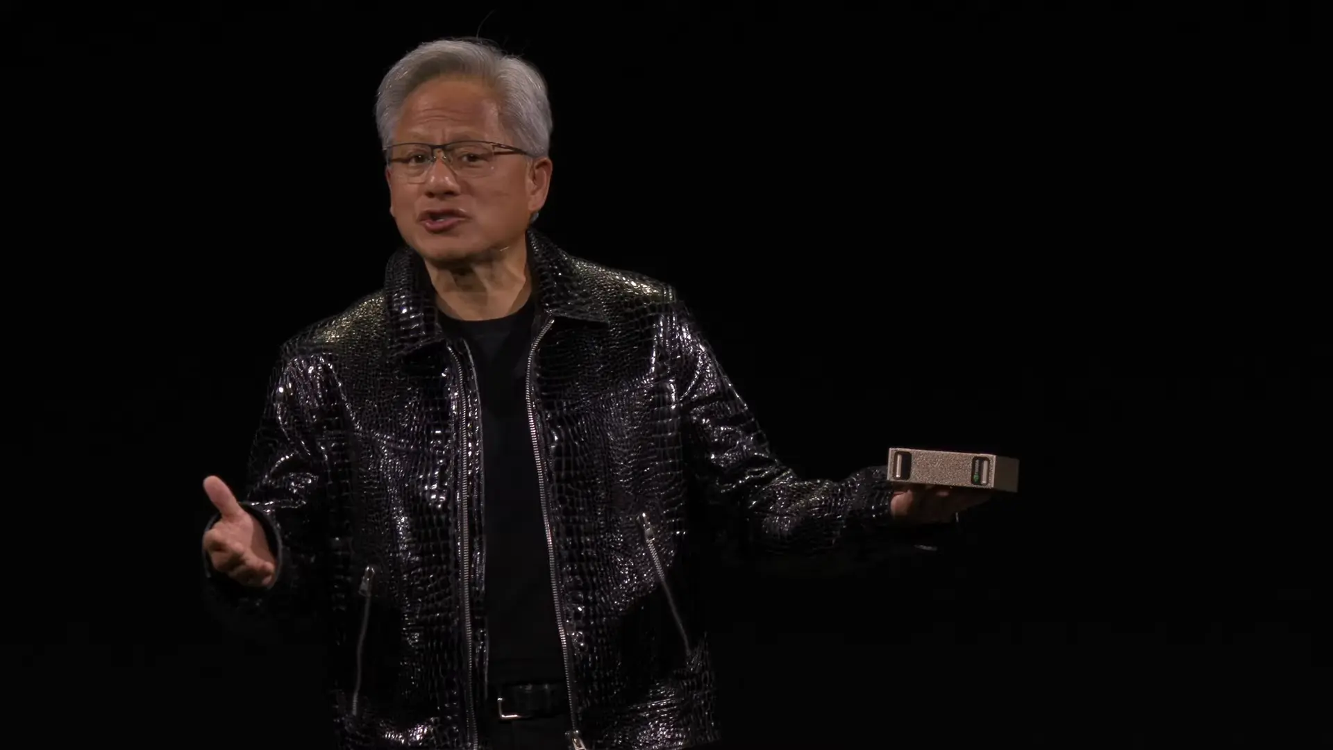 NVIDIA'dan Beklenen Mini Süper Bilgisayar DGX Spark Bu Ay Piyasada: Yapay Zeka Gücü Cebinizde!