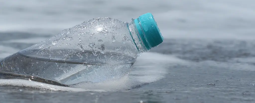 Okyanuslarda Gizli Tehlike: Atlantik'te 27 Milyon Ton Nanoplastik Şoku!