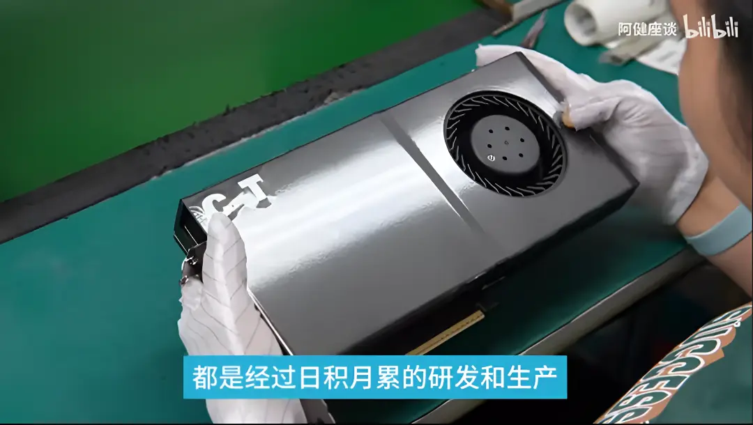 RTX 5090'lar Yapay Zeka İçin Dönüşüyor: Çin'de Dev Bir Dönüşüm Operasyonu Başladı!