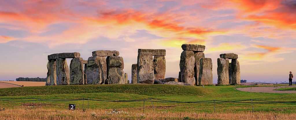 Stonehenge'in Gizemli Taşlarında İnsan Eli Mi Var? Yeni Kanıtlar Tarihi Yeniden Yazıyor!