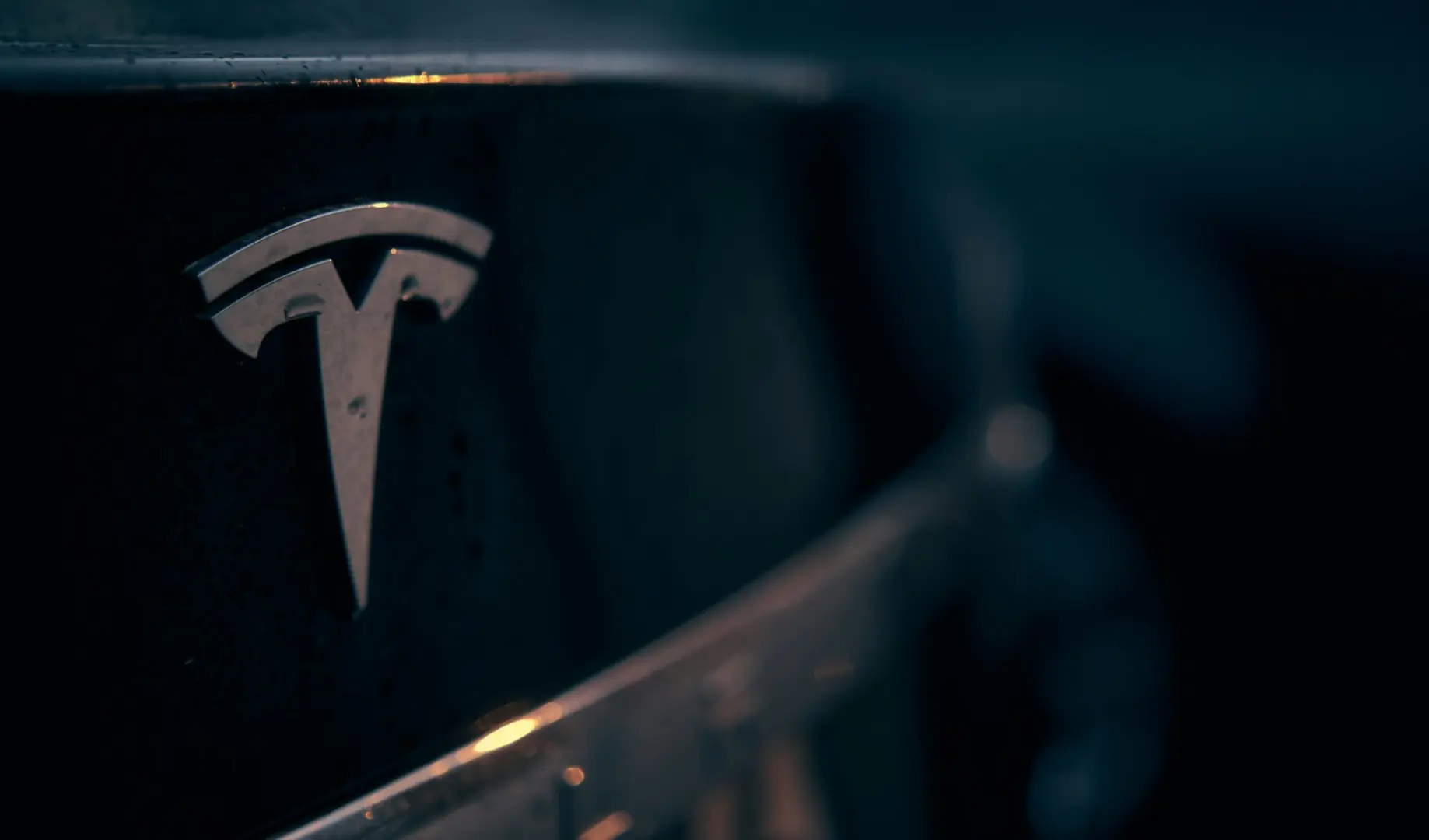 Optimus Robotlar Tesla'nın Kurtarıcısı Olabilir mi? Milyarlarca Dolarlık Tasarruf Potansiyeli!