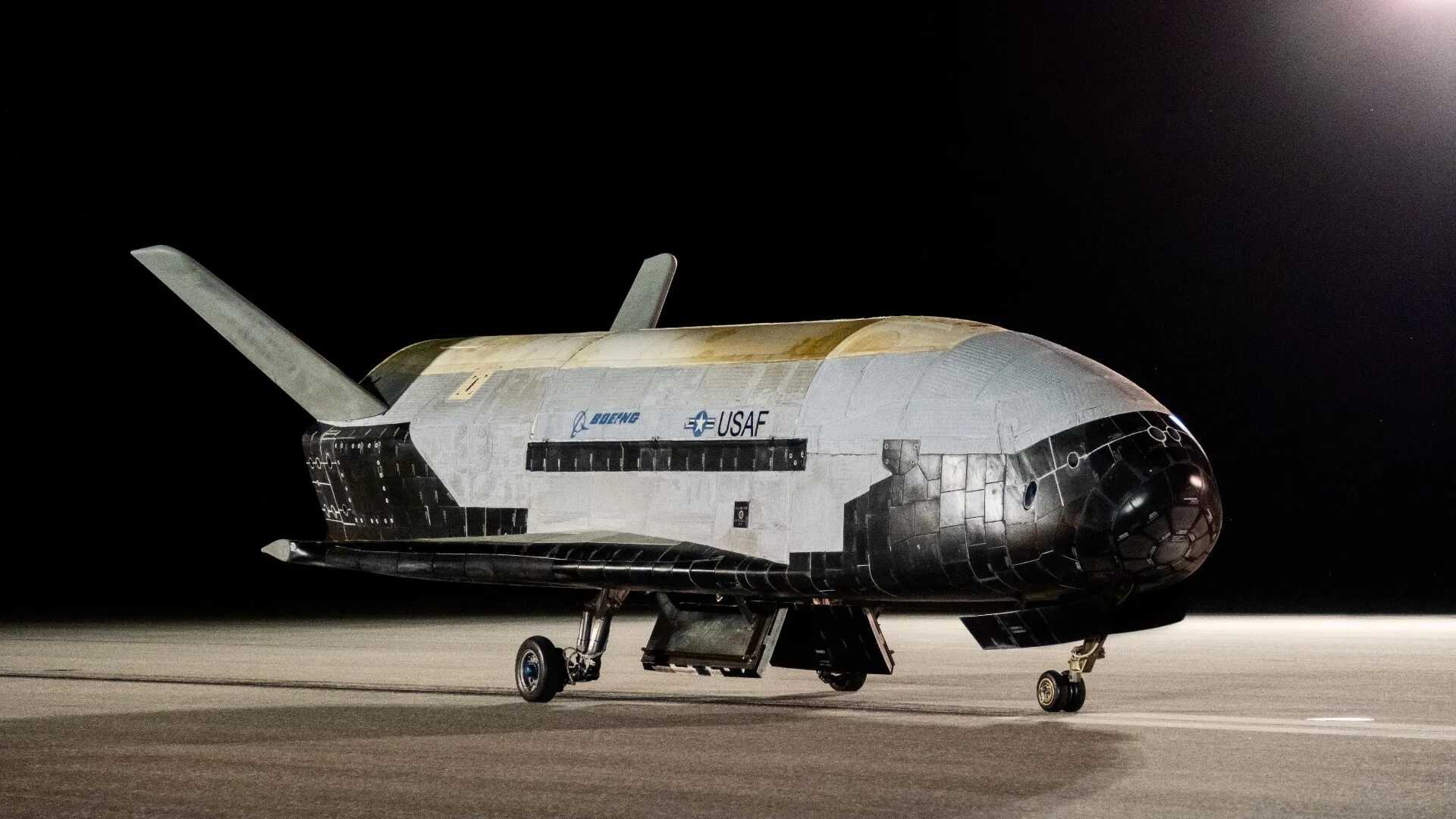 Gizemli X-37B Uzay Aracı Yeni Görevi İçin 1 Milyar Doları Cebine Koydu