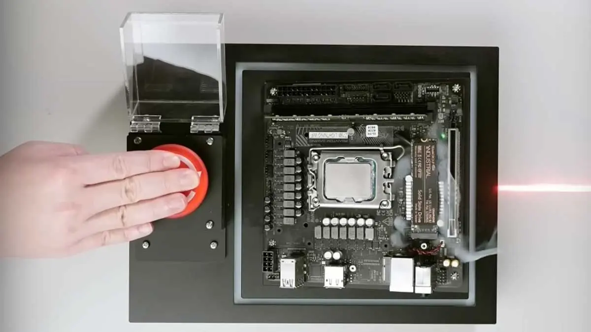 Kırmızı Düğmeye Basın, Tüm Verileriniz Yok Olsun! Team Group'tan Şaşırtan SSD