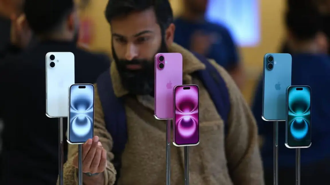 Apple ve Google'a Uygulama Mağazaları İçin Yeni Kurallar Geliyor: Ücretler Düşebilir, Rekabet Artabilir