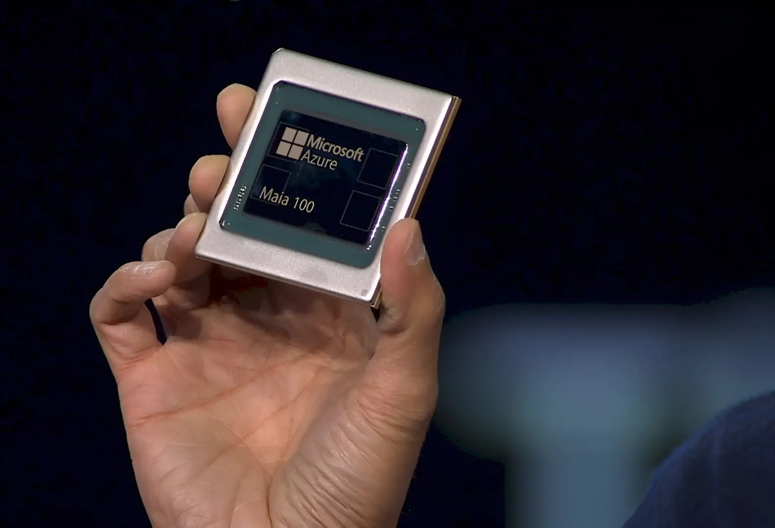 Microsoft'un Kendi Yapay Zeka Çipinde Gecikme: NVIDIA Rekabeti Korkutuyor Mu?