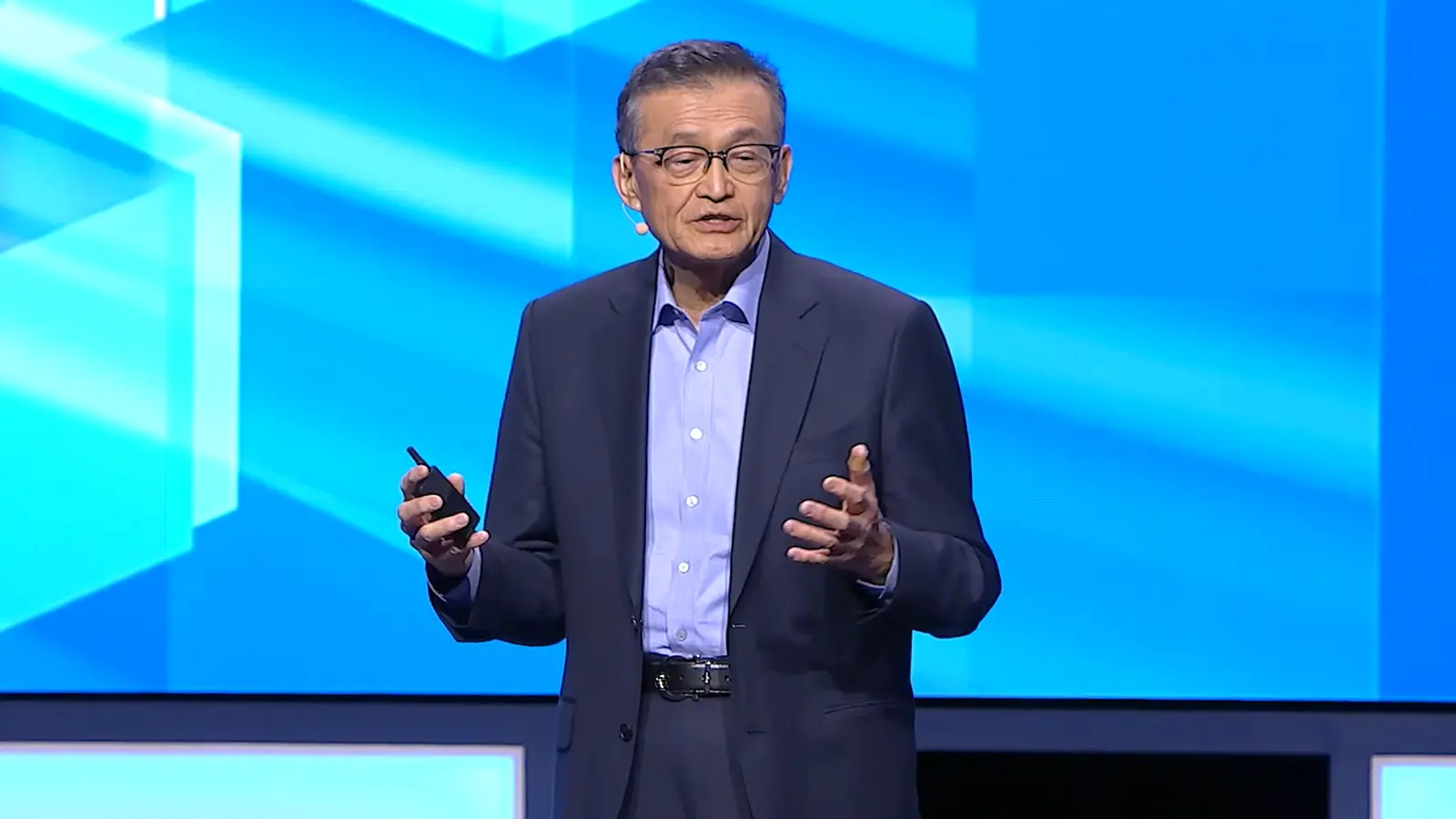Intel'de Şok İtiraf: CEO Duyurdu! Yapay Zeka Yarışında 'Çok Geç Kaldık' ve İlk 10'dan Düştük