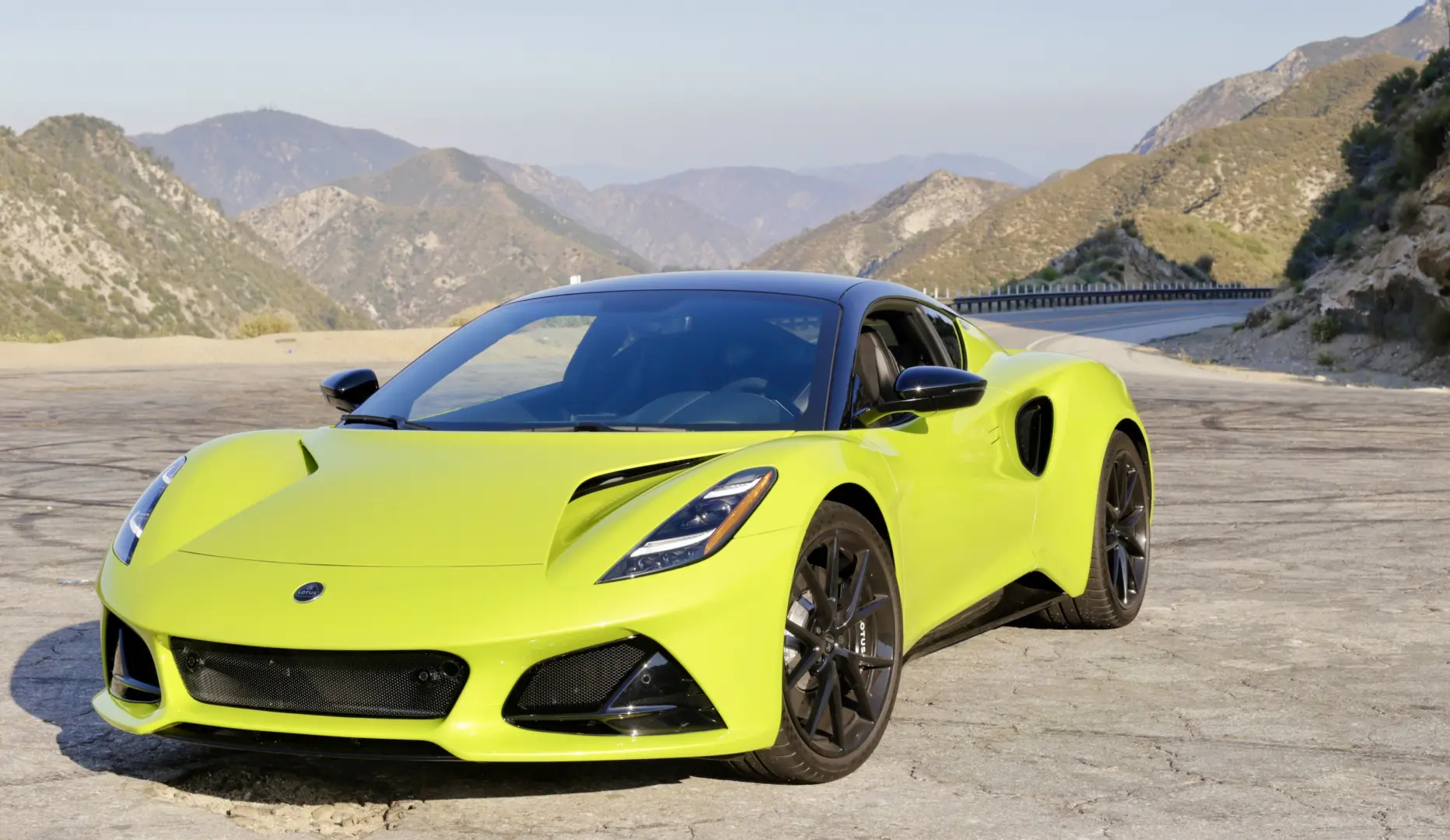 Lotus Emira V6 2025: Sürüş Tutkunlarının Yeni Gözdesi mi?
