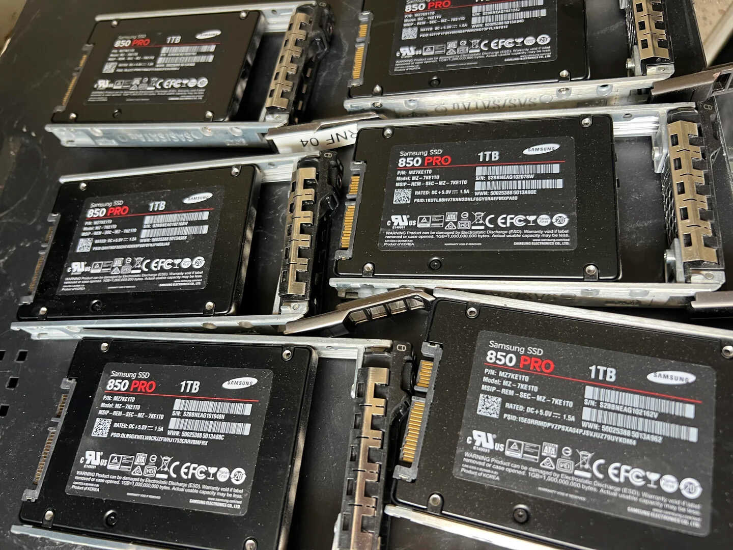 Çöplükten Çıkan Teknoloji: 6 TB SSD Bedavaya Kurtarıldı!
