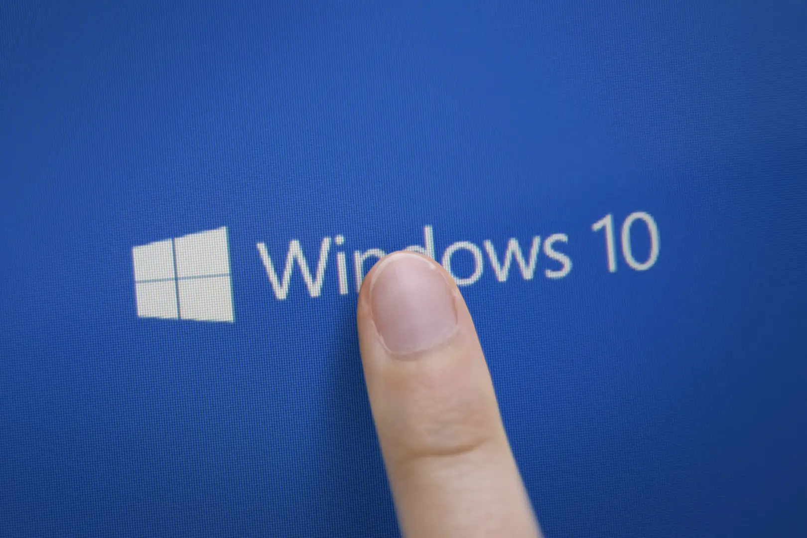 Windows 10'u Devreden Çıkarma Hamlesi Davalık Oldu: Yapay Zeka Tekel İddiası!