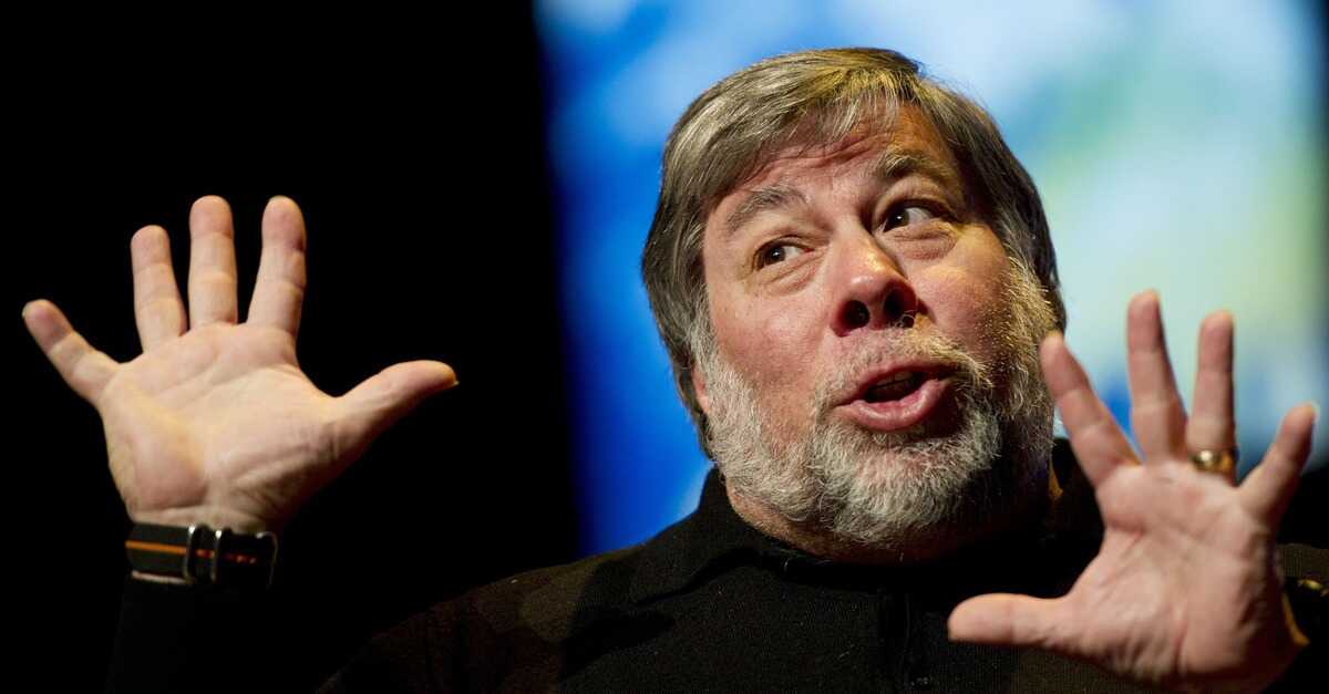 Apple Kurucusu Wozniak'tan Siber Dolandırıcılara Karşı Uyarı: Deepfake Kurbanı Olmamak İçin Dikkatli Olun!