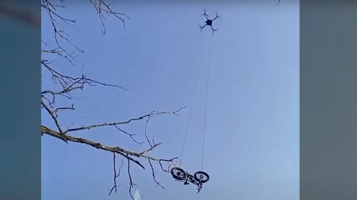 Savaş Alanında İnanılmaz Kurtuluş: Drone İle E-Bisiklet Teslimatı!