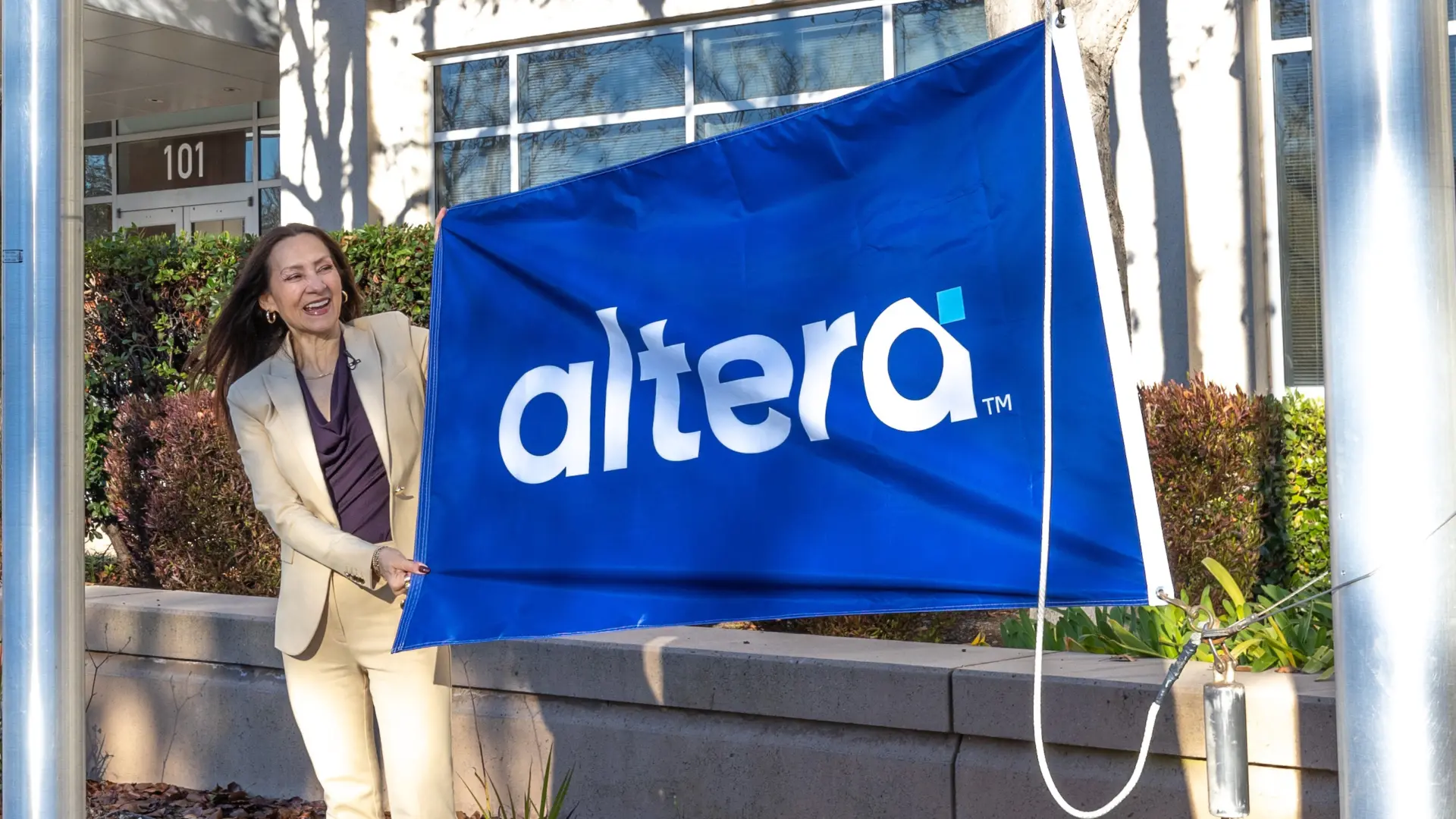 Intel'den Ayrılan Altera'da İşten Çıkarmalar: Yeni Sahip Devreye Girdi!