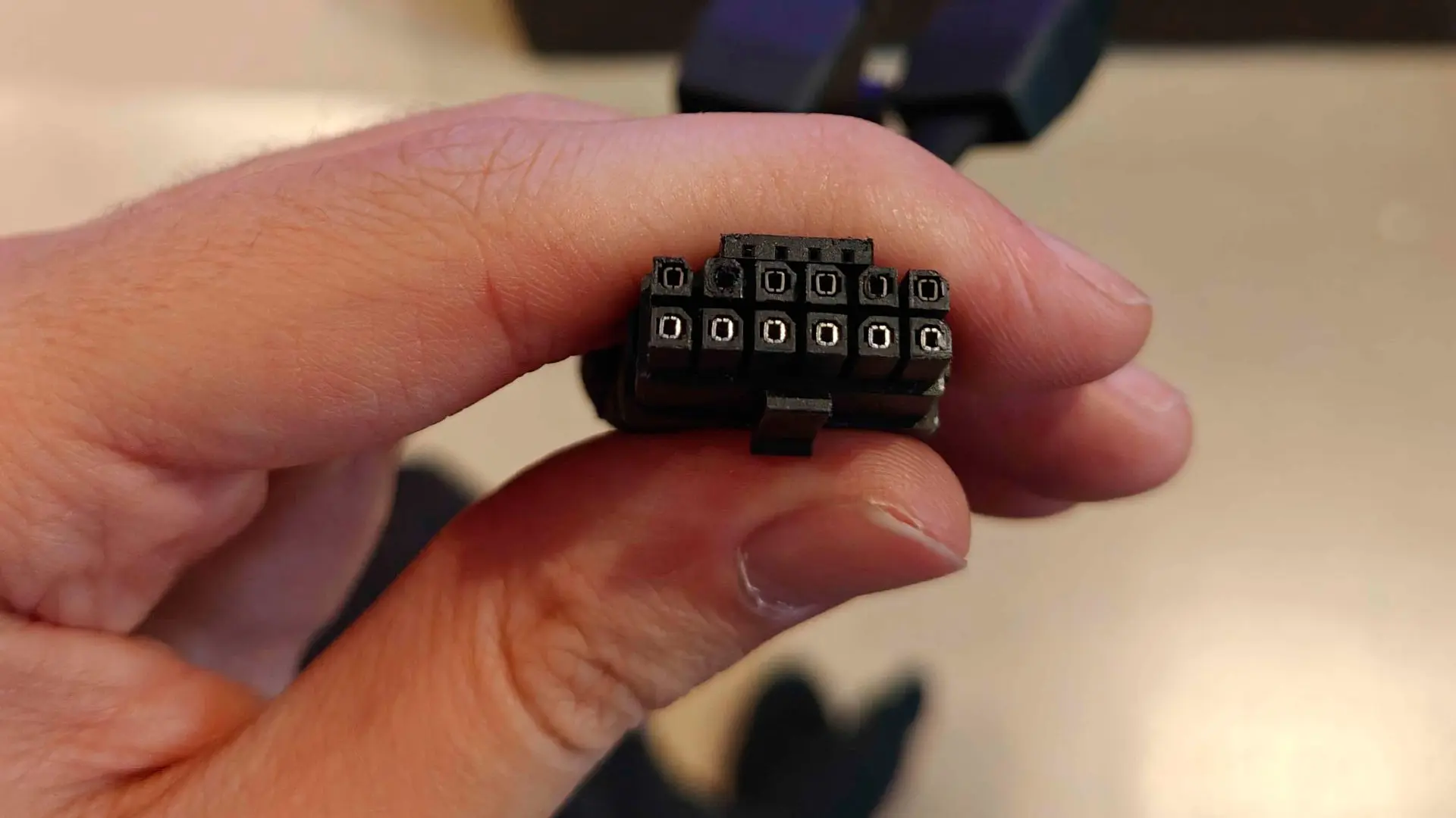 AMD Ekran Kartlarında 16-Pin Güç Konnektörü Erimesi: İlk Vaka Kayıtlara Geçti