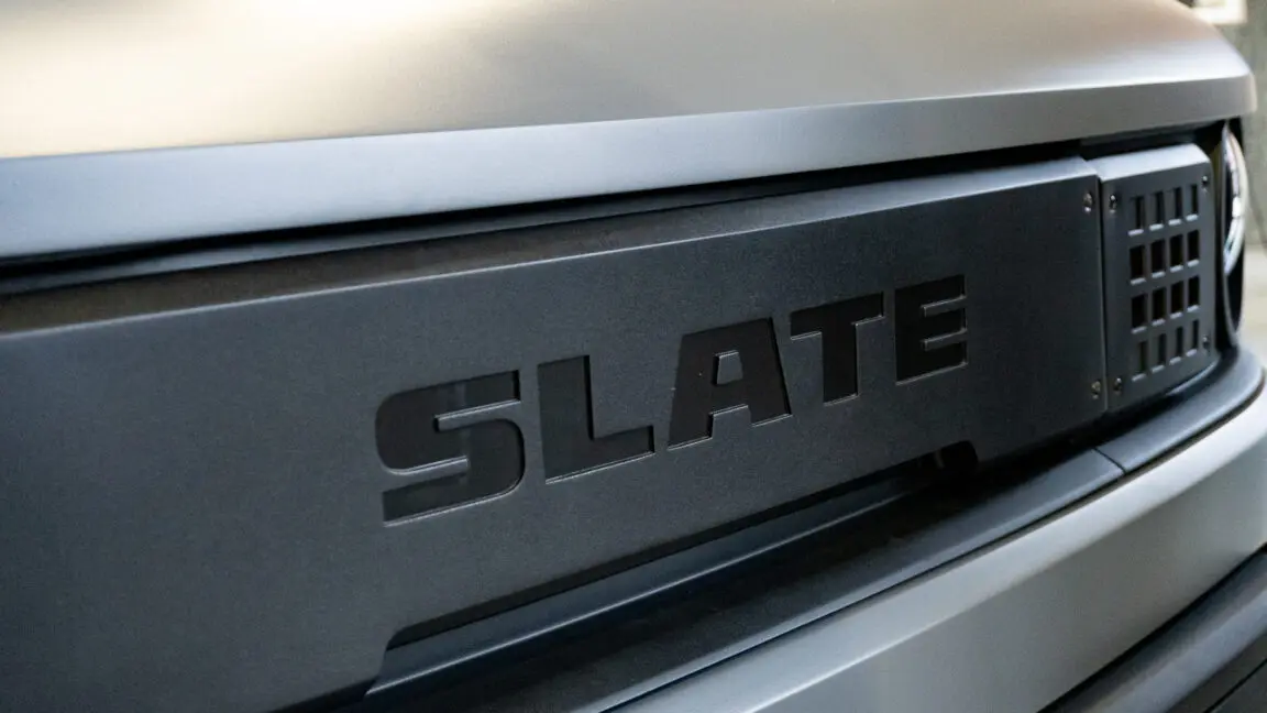 Elektrikli Kamyonet Savaşları Kızışıyor: Slate Blank'in Fabrikası Kapılarını Aralıyor!