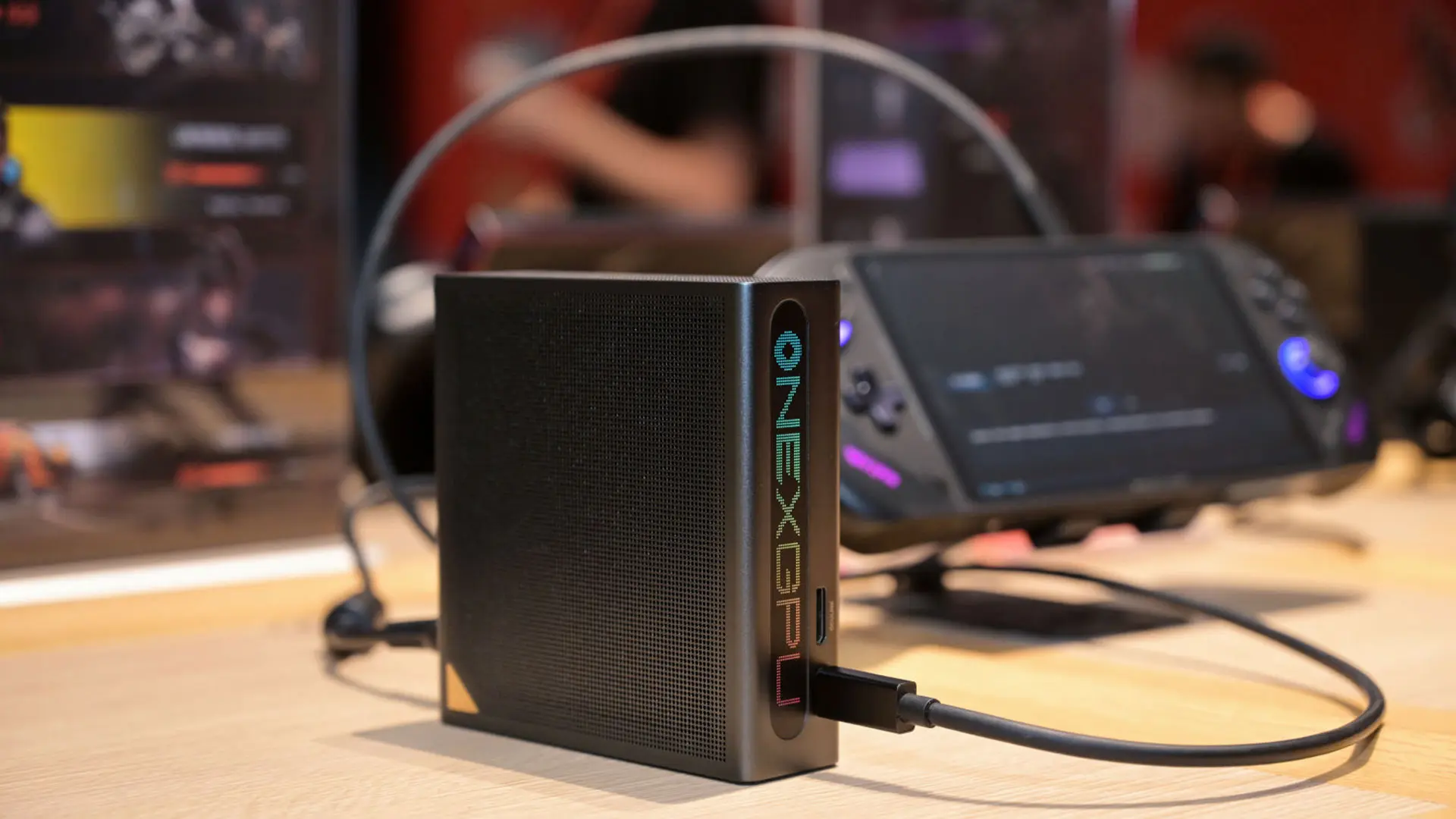 Teknoloji Dünyasında Yeni Bir Devrim: 'USB 5.0' Bağlantılı Kompakt Harici Ekran Kartı OneXGPU Lite Tanıtıldı!