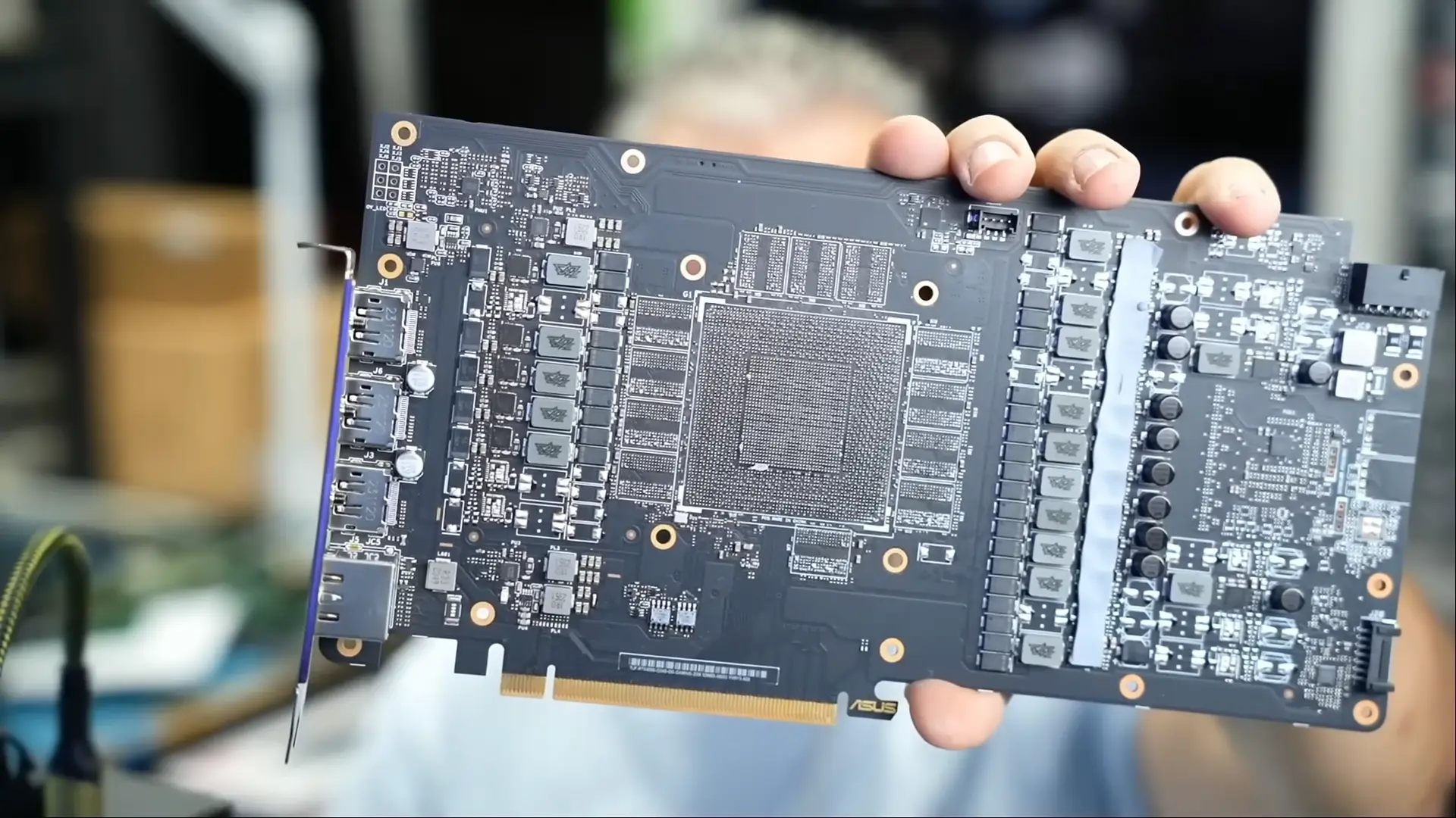 İkinci El RTX 4090 Alırken Dolandırıldınız mı? İçinde Çip ve Bellek Olmayan Kartlar Yaygınlaşıyor!