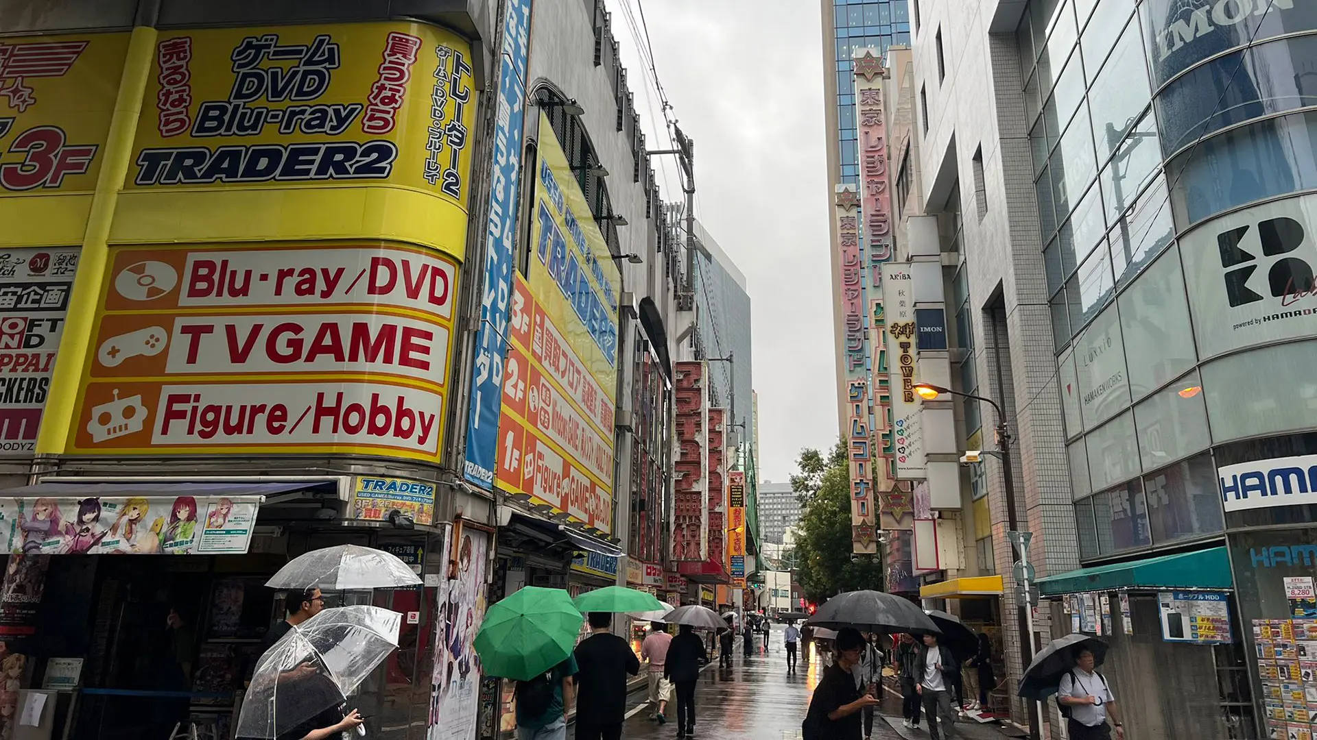 30 Yıllık Sessizlik Bozuldu: Tokyo'nun Teknoloji Cenneti Akihabara İlk Kez Karanlığa Büründü!