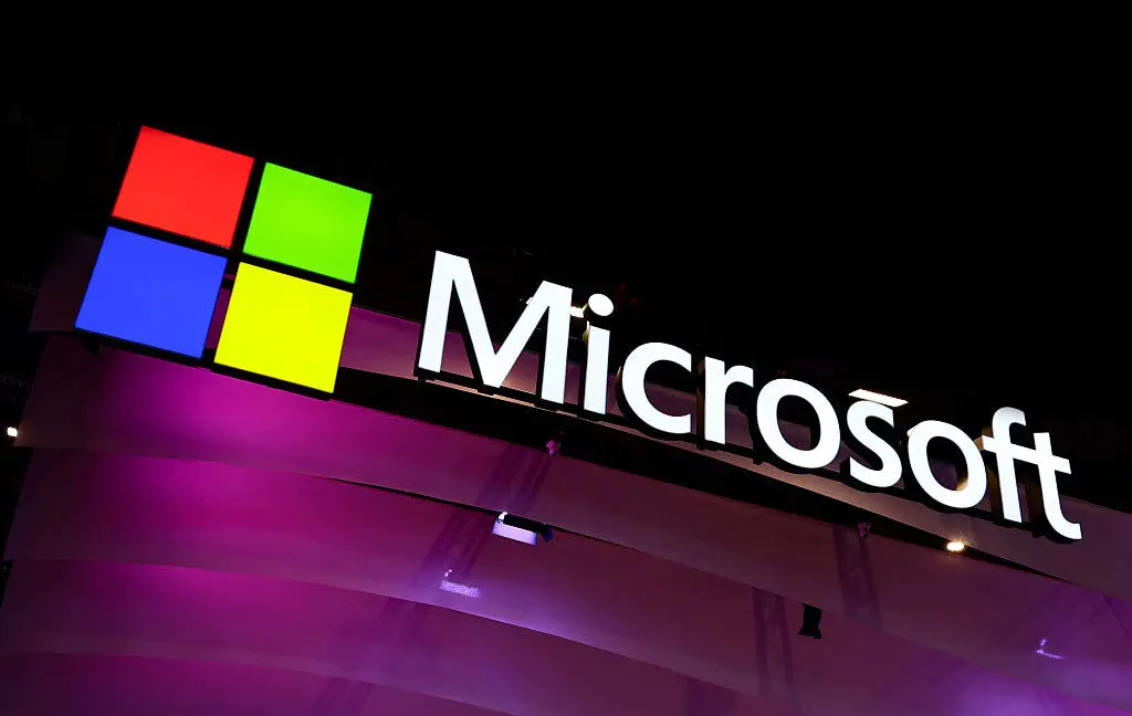 Microsoft'tan Büyük Güvenlik Açığı: Varsayılan Windows Ayarları Siber Saldırılara Davetiye Çıkarıyor!