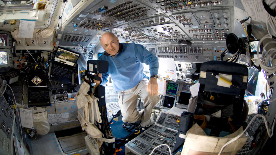 Uzay Mekiği Discovery'nin Yer Değişikliği Gündemde: Ünlü Astronot ve Senatörlerden Tepki!