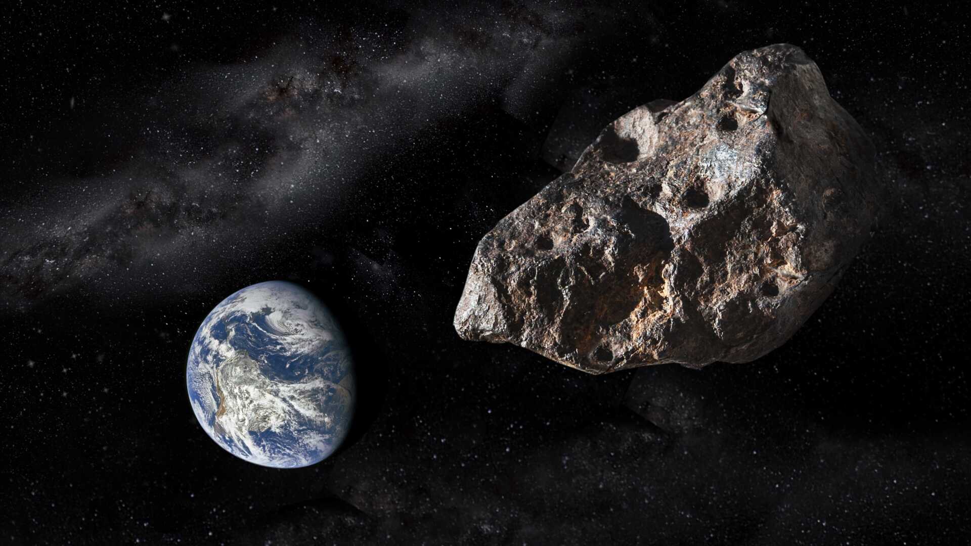 Bilim İnsanlarından Şok İddia: Ay'a Çarpabilecek Asteroide Nükleer Silah!