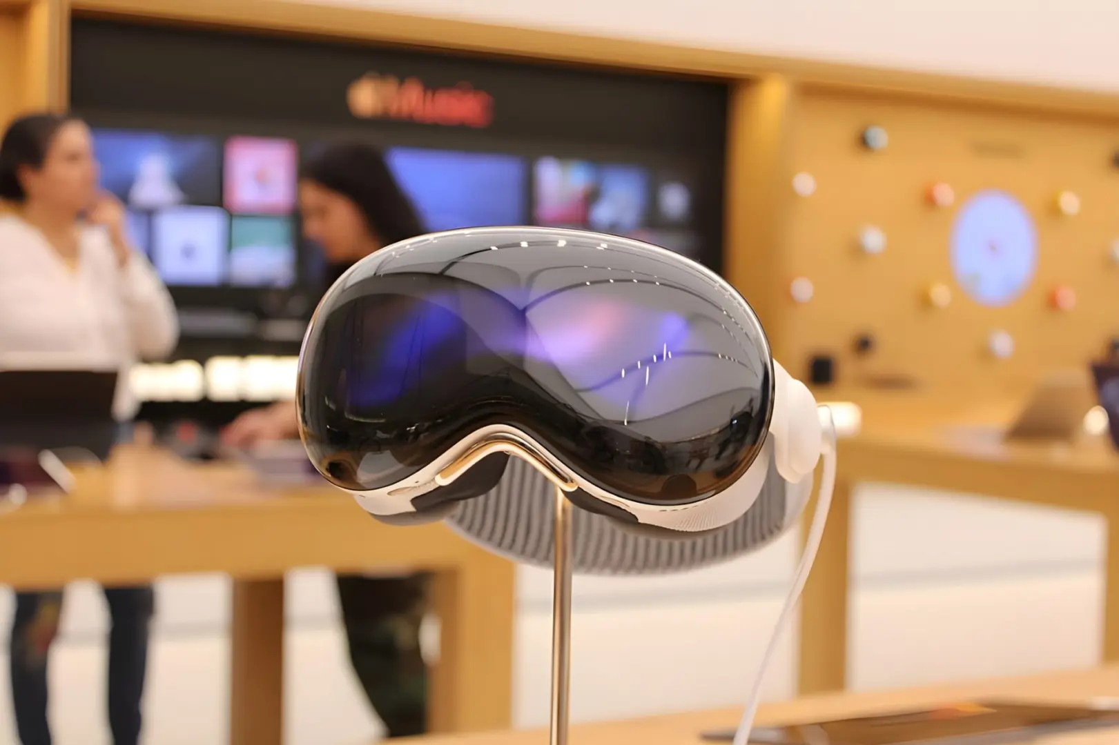 Apple Vision Pro'nun Geliştirilmesini Durdurdu: Yapay Zeka Destekli Akıllı Gözlüklere Odaklanıyor