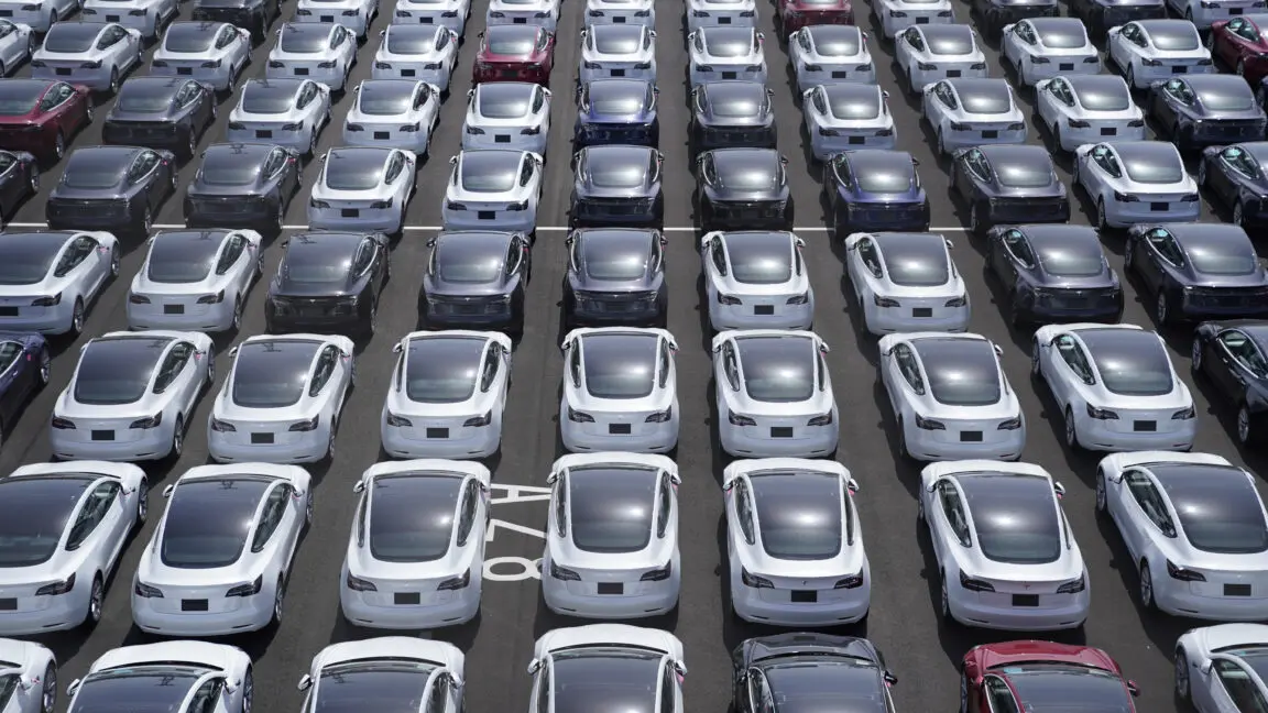 Tesla Üçüncü Çeyrekte Satışlarını Artırdı: Üretimden 50 Bin Fazla Araç Satıldı!
