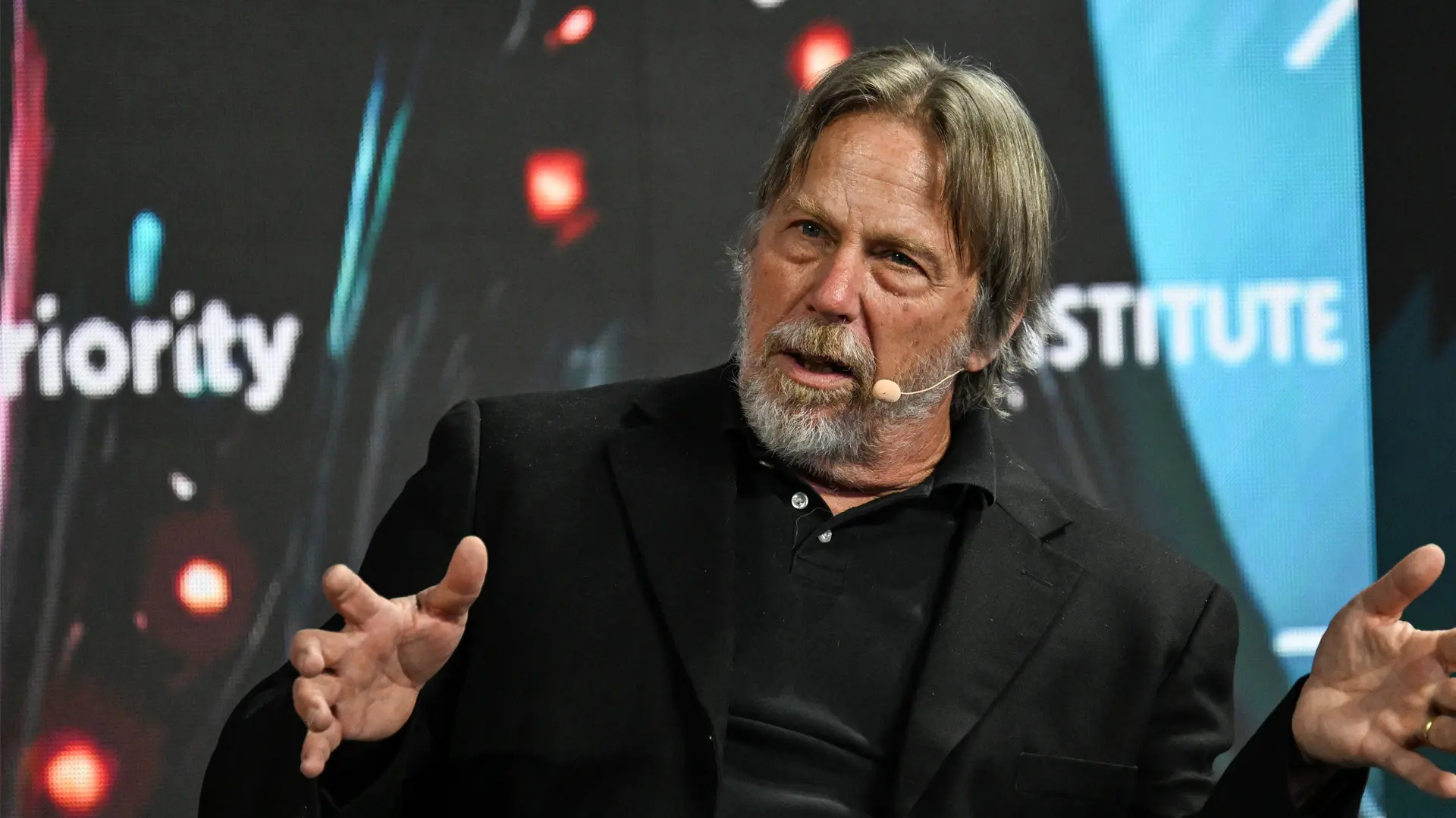 Jim Keller: Intel'in Yapacak Çok İşi Var, Yapay Zeka Çipleri İçin TSMC, Samsung ve Rapidus ile Anlaştık